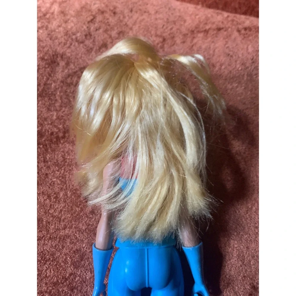 Mattel DC Super Hero Girls Supergirl 12 inch Action Doll 2015 Blonde Blue Red